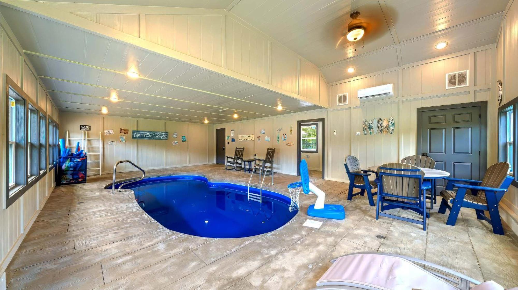 Poolside At Autumn Woods - Pool, Theater, Fireplace, Firepit, Arcade سيفيرفيل المظهر الخارجي الصورة