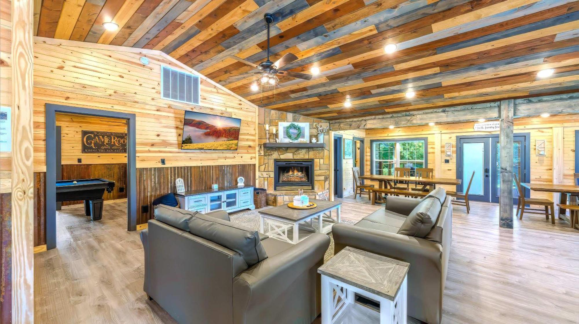 Poolside At Autumn Woods - Pool, Theater, Fireplace, Firepit, Arcade سيفيرفيل المظهر الخارجي الصورة